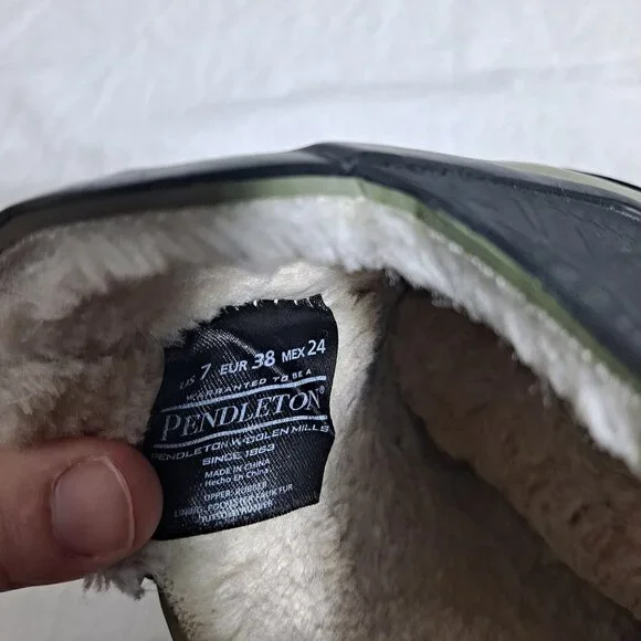 Pendleton Chelsea Boots Woman 7 Green Rubber Waterproof Lined Slip On Comfort - Picture 3 of 14